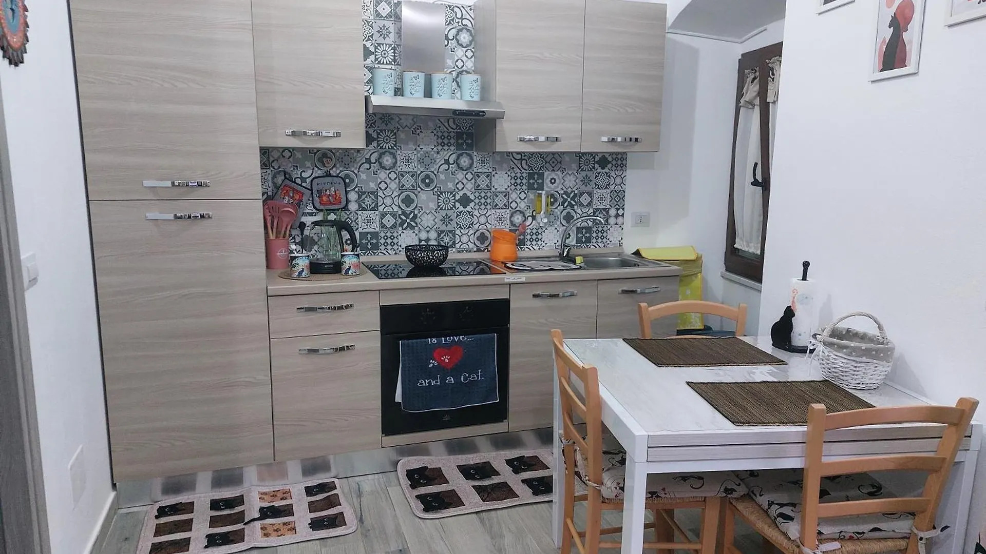 Casa Luna Iglesias 0*,